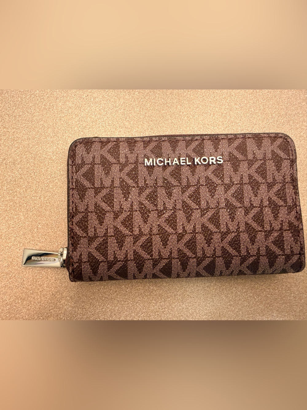 Michael Kors small jet set wallet